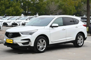 White Acura RDX SUV, sleek design & reliable performance. Ideal for urban & family driving, premium comfort & modern tech featured.